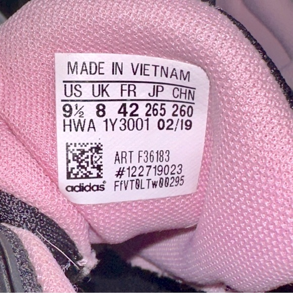 Adidas women’s black & pink running shoes athletic work out gear - size 9.5 used - Picture 5 of 5